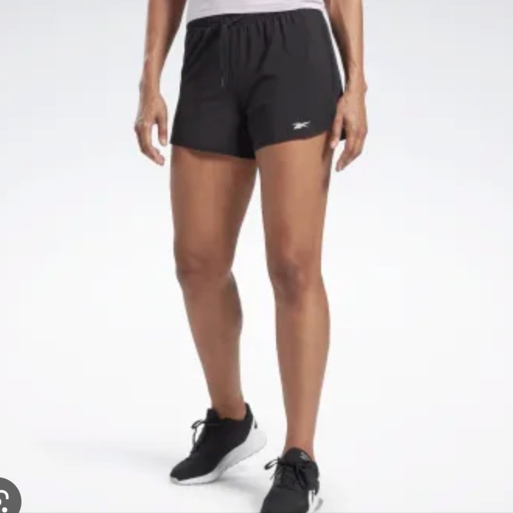 ✨5/$25✨ Reebok soft dark grey athletic shorts